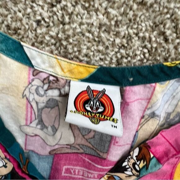 Vintage Looney Toons Scrub Top - Picture 2 of 5